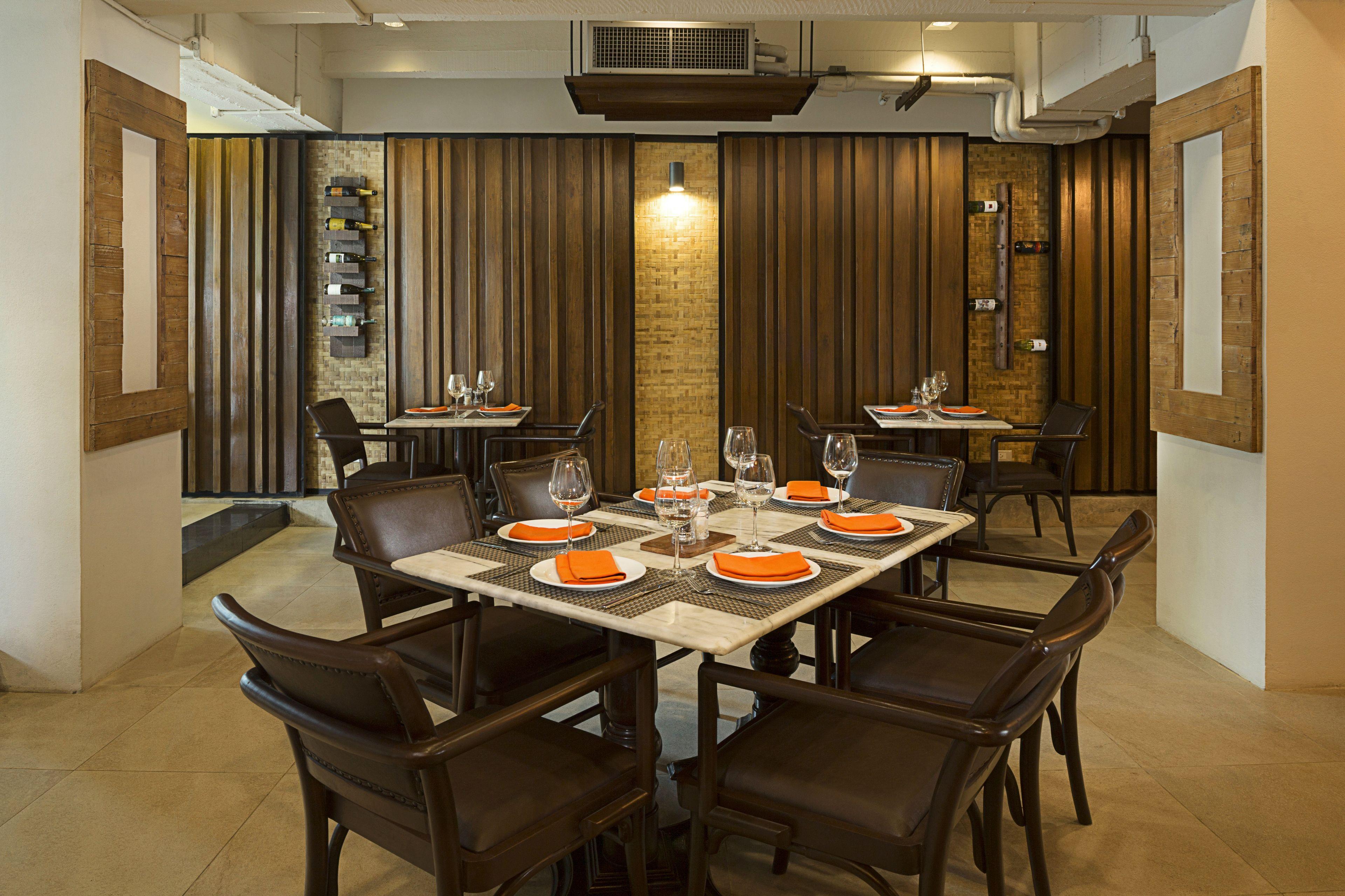 Movenpick Suriwongse Hotel Chiang Mai Business photo